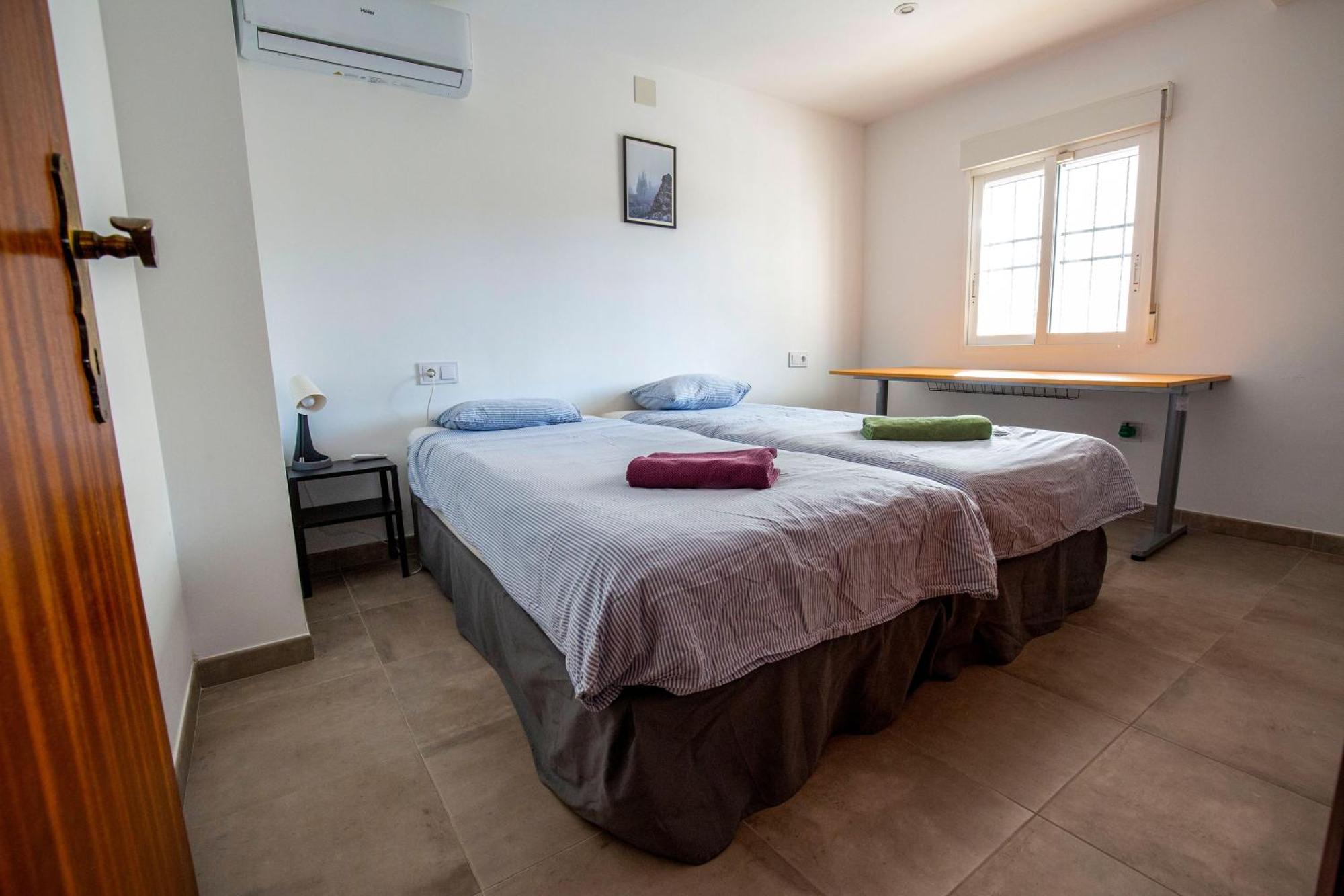 Beautiful Open 3 Bed Apartment
